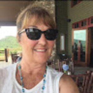 Meet your Posher, Lori f